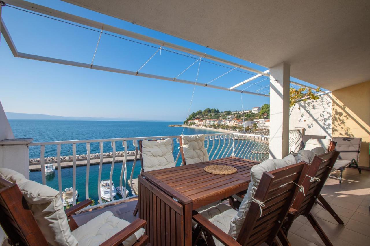 Apartments By The Sea Podgora, Makarska - 11469 외부 사진